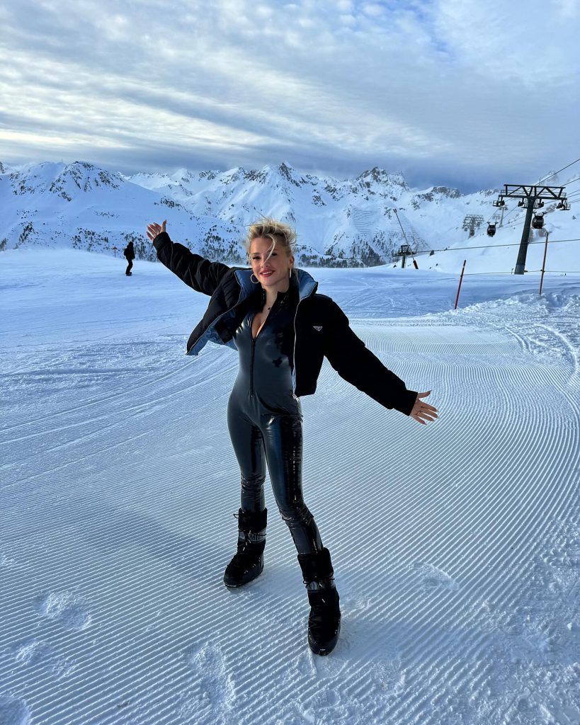 Evelyn Burdecki schöne heiße Fotos