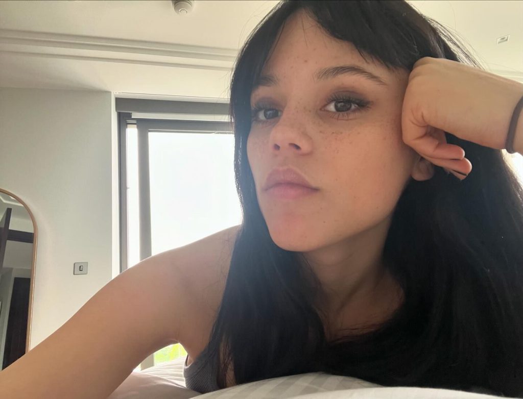 Jenna Ortega sieht heiß aus