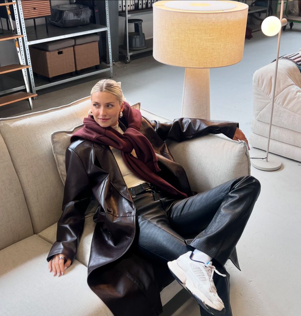 Lena Gercke modelliert ficken