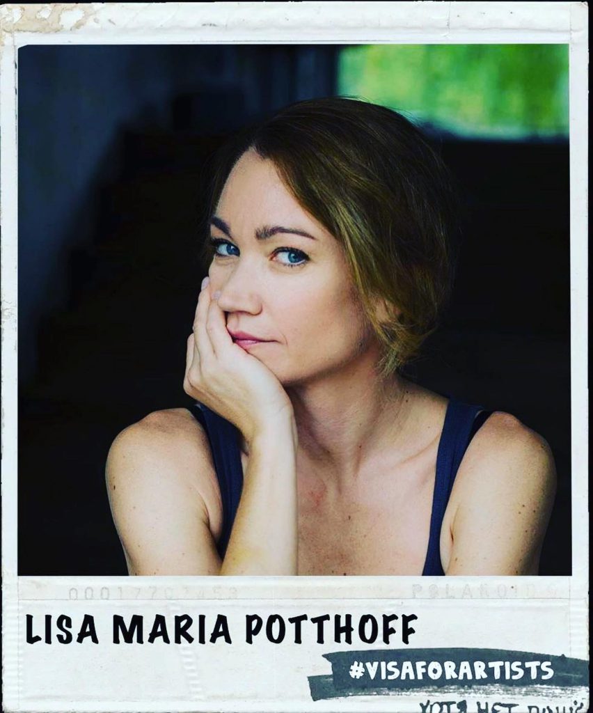 Lisa Maria Potthoff lächelt nackt bilder