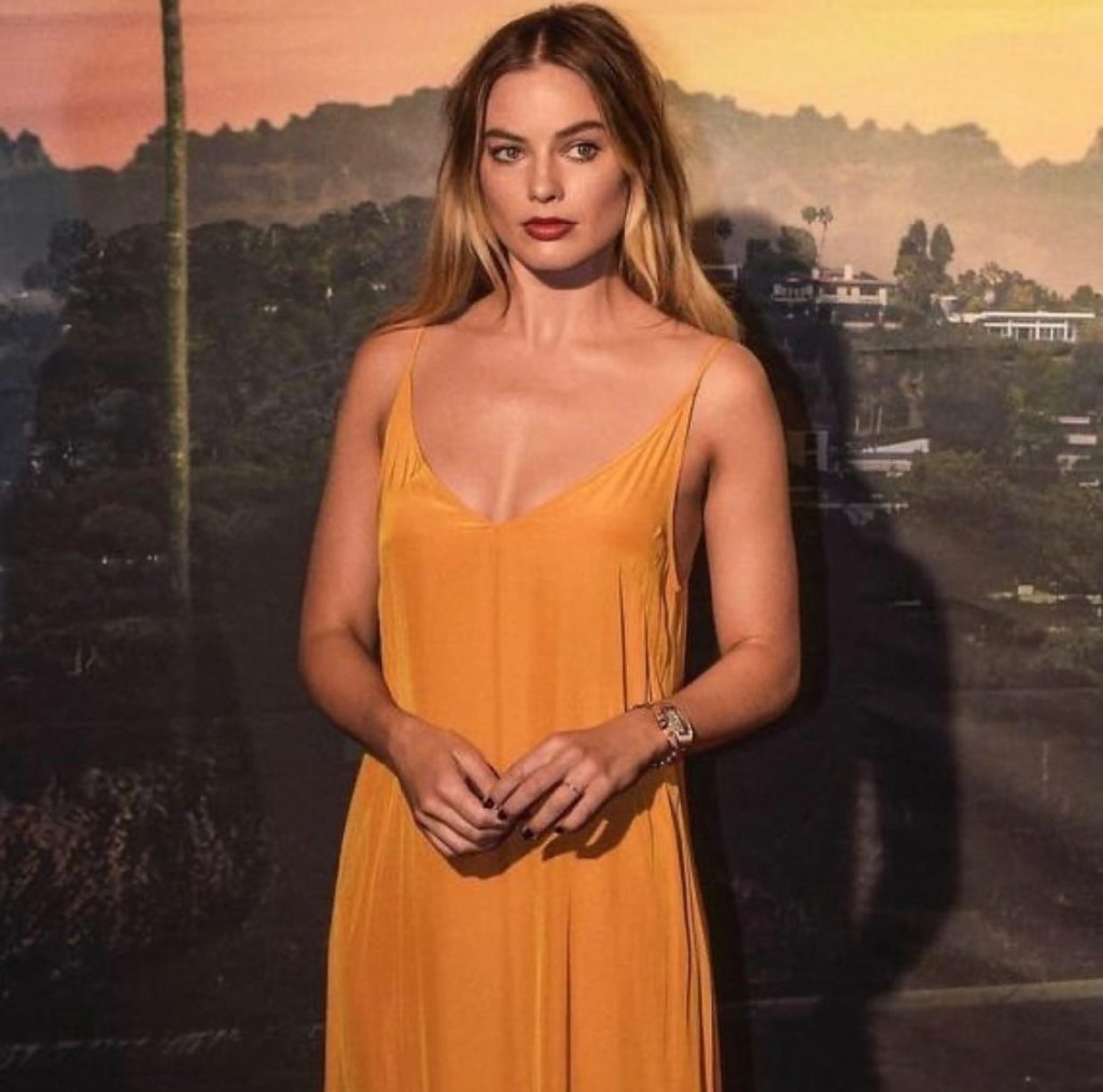 Margot Robbie sieht heiß aus