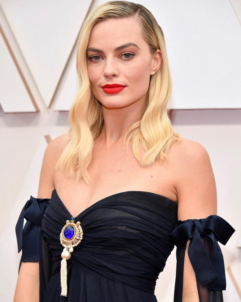 Margot Robbie sieht xxx