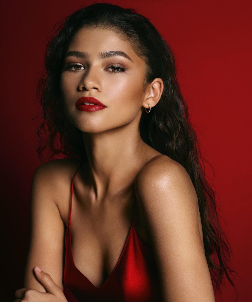 Zendaya stellt feuer heiß dar xxx