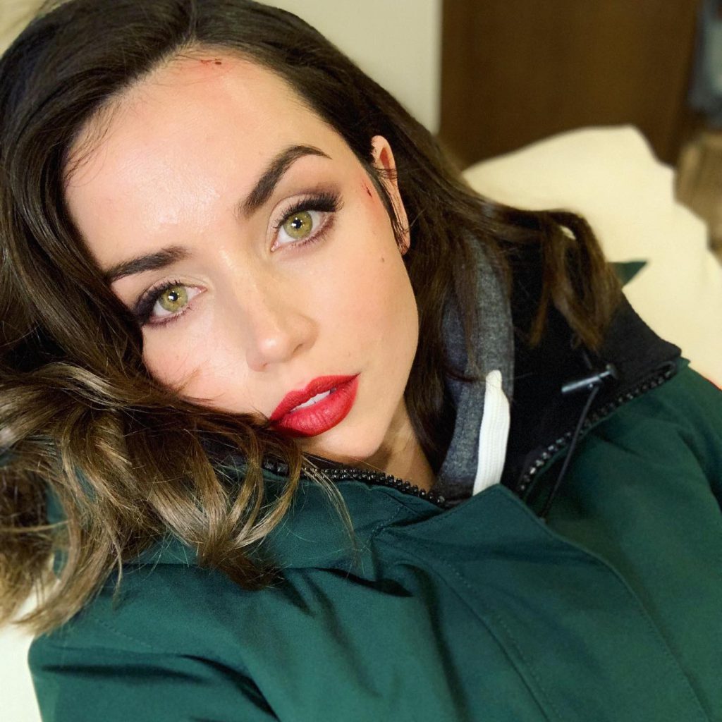 Ana De Armas posiert nackt bilder