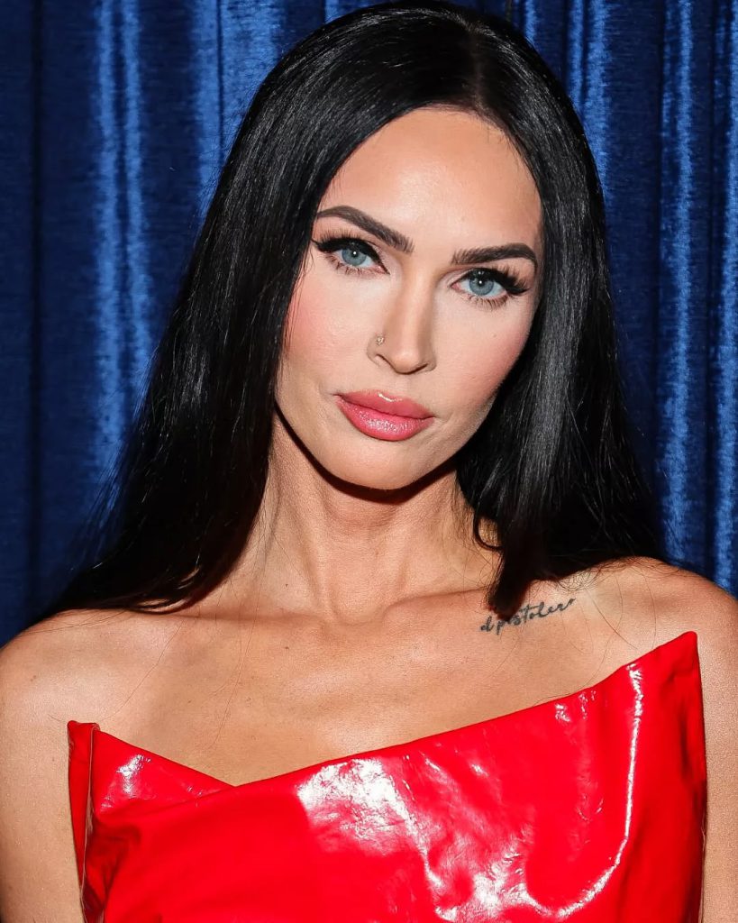 Megan Fox sieht heiß aus bilder